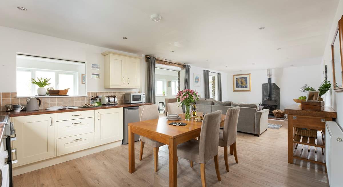 Lee Cottage has a lovely spacious open plan living-room.