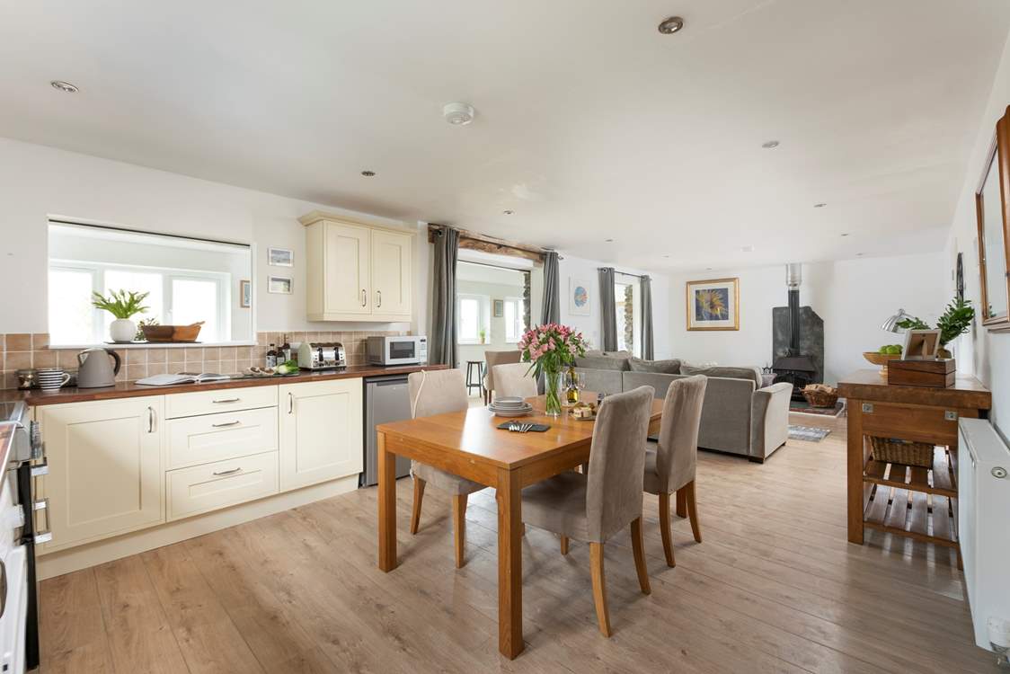 Lee Cottage has a lovely spacious open plan living-room.