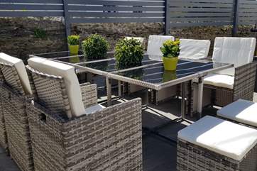 The rear courtyard.