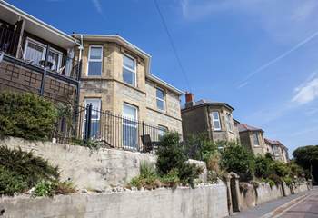 Ventnor Town is just down the road as is Bonchurch Village with the renowned Bonchurch Inn.