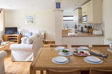 Dining-table, perfect for laying out a feast for four.