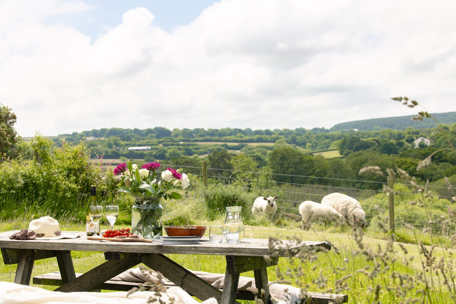 From dawn to dusk you will enjoy the views..