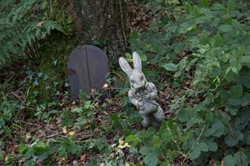 Something for the little ones. Many secret tunnels are waiting to be found as you meander through the trees.