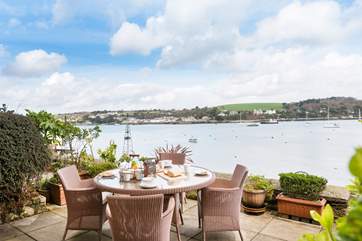 What a fabulous place for a meal!