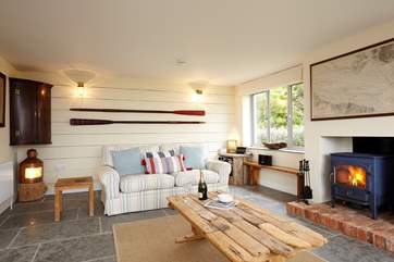 Combine contemporary design with a beach theme, the house will definitely not disappoint.