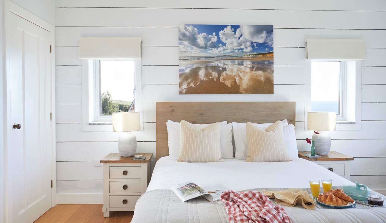 You will find ample storage throughout for all your holiday belongings.