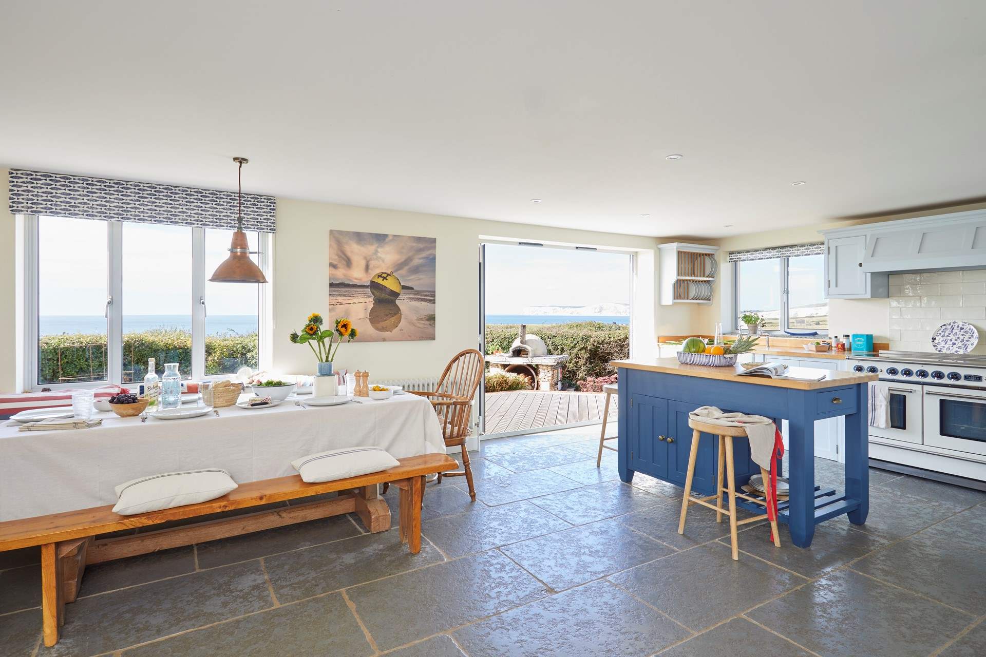 Make special memories with family and friends in this unforgettable retreat.