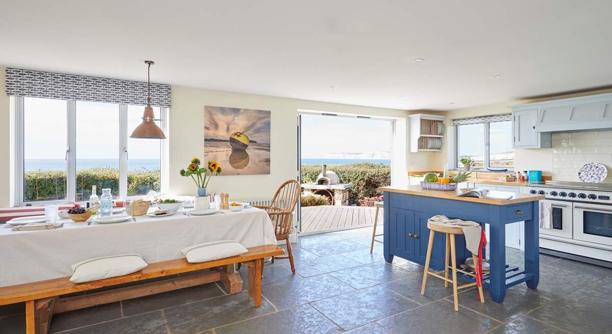 Make special memories with family and friends in this unforgettable retreat.