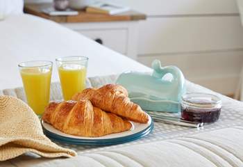 Breakfast in bed? Why not, you are on holiday.