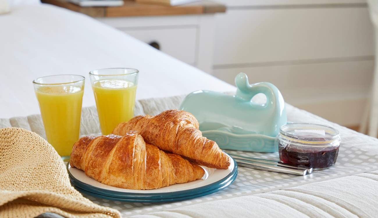 Breakfast in bed? Why not, you are on holiday.