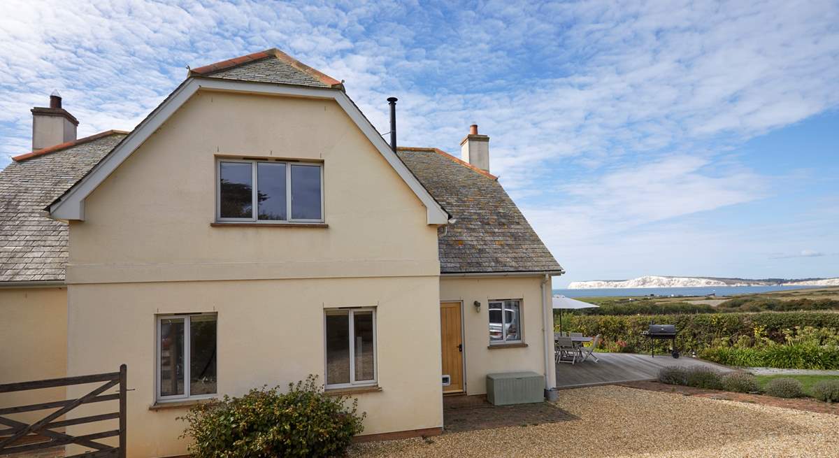 Welcome to Flackstead, a stunning holiday home with uninterrupted views across Compton Bay towards Freshwater.