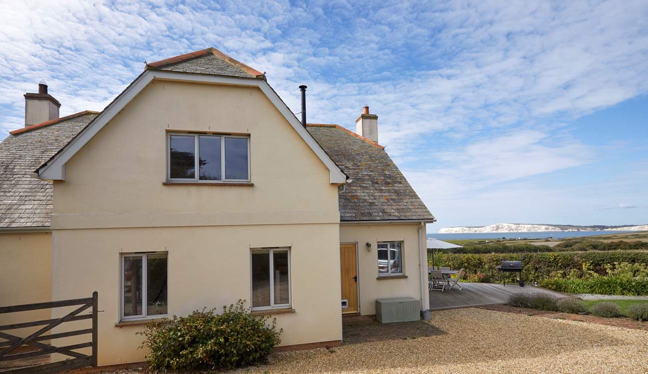 Welcome to Flackstead, a stunning holiday home with uninterrupted views across Compton Bay towards Freshwater.