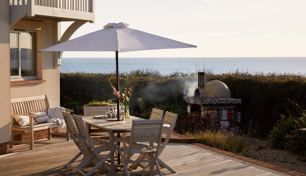 There are so many different areas to enjoy in this garden.