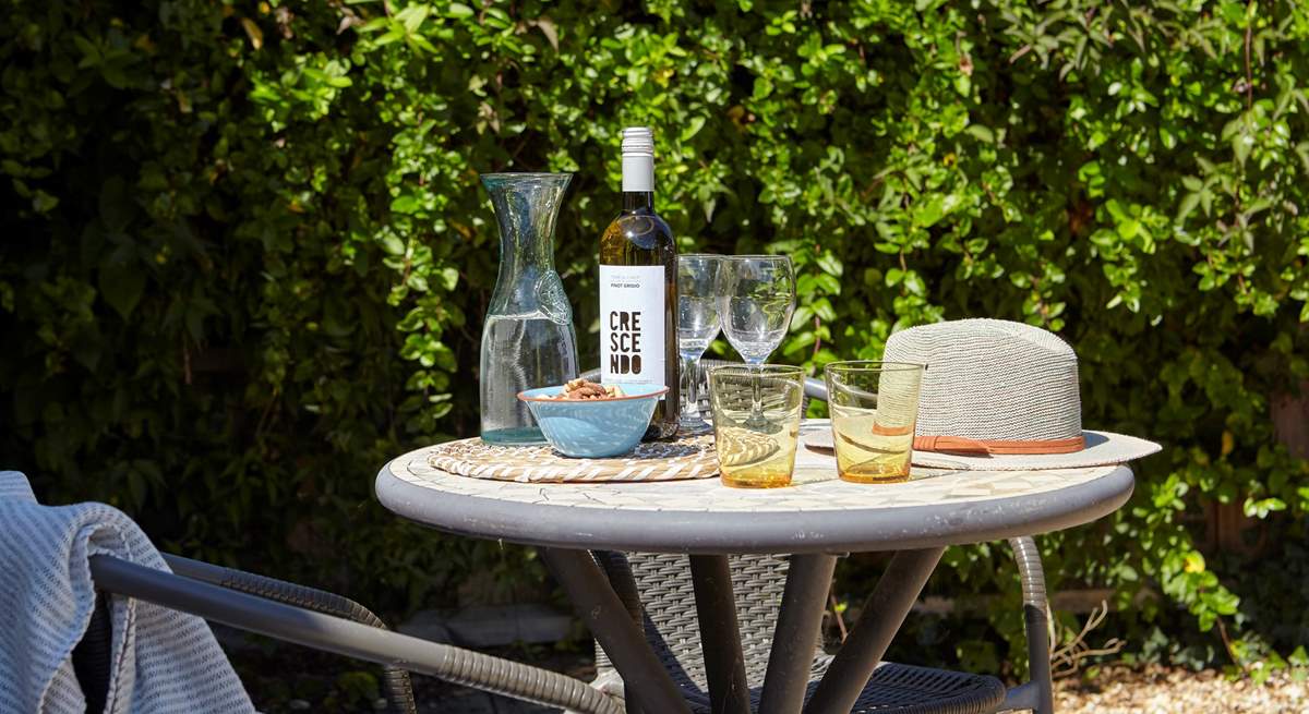 Enjoy an afternoon aperitif on the deck.