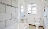 The modern bathroom. - Thumbnail Image