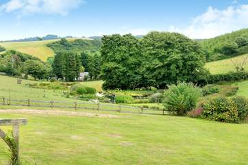 Mowhay Barn is surrounded by glorious Cornish countryside.
