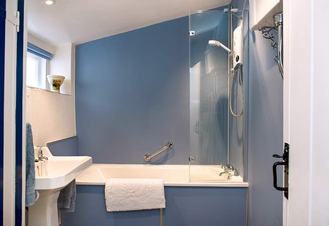 The cottage bathroom is situated on the ground floor.