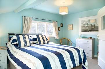 The gorgeous bedroom.