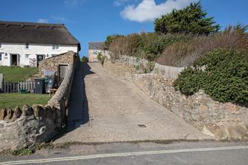 This is the steep private road that takes you from the beach road to the cottage.