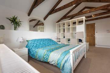 The bedroom-area.