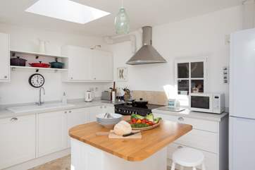 This cottage is a true home-from-home with all that you could possibly need.