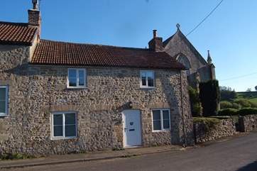 Greenhills is the prettiest of stone cottages in a tiny row in this beautiful village. You can park directly outside the cottage.
