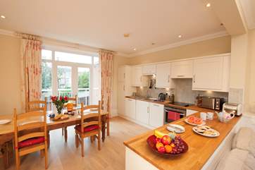 Find everything you will need to make scrummy meals in the well-equipped kitchen (just bring food!).