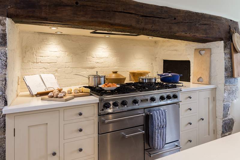 There is a superb range cooker in the original inglenook fireplace.