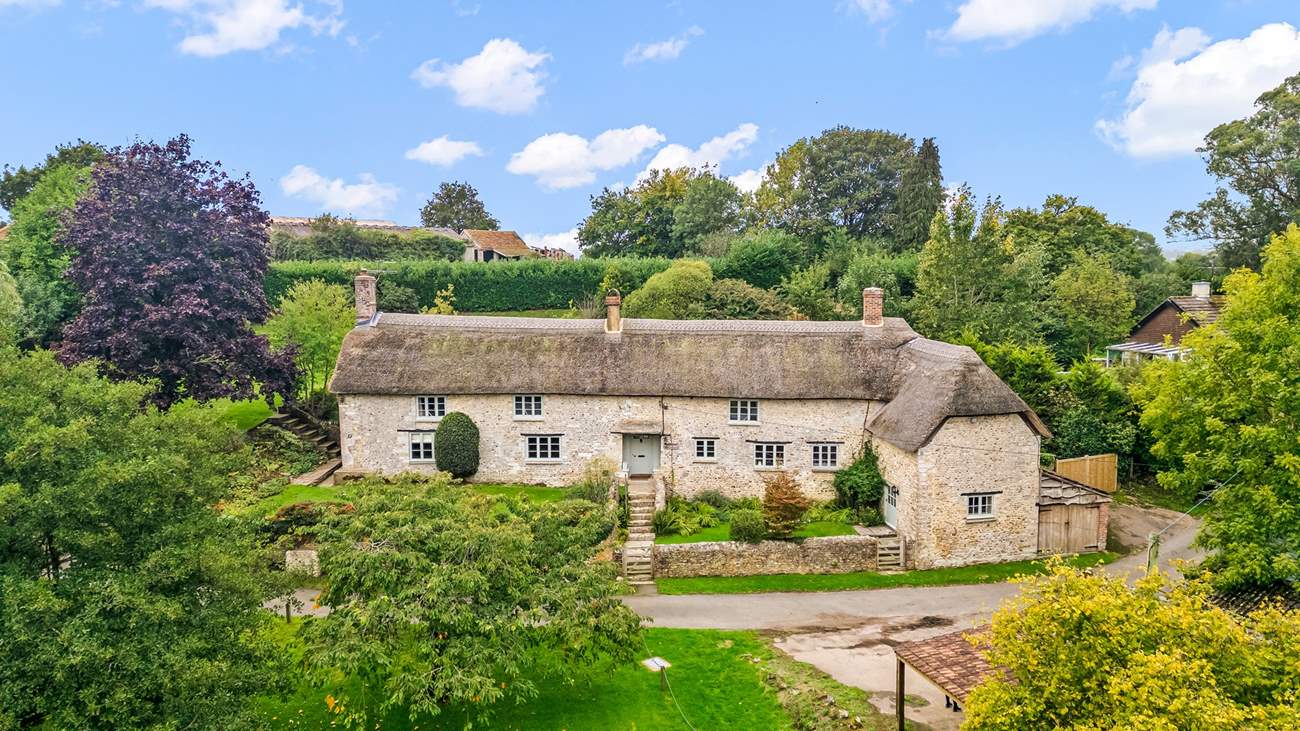 Buddlewall is an historic farmhouse with vast amounts of character and really lovely gardens.