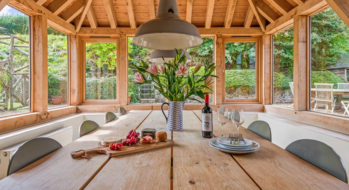 Eating in the garden-room is just as much fun, especially on a summer evening.