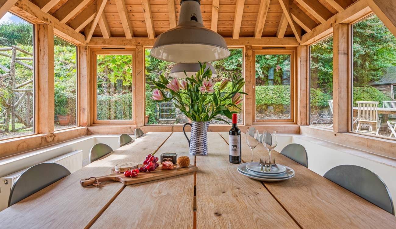 Eating in the garden-room is just as much fun, especially on a summer evening.
