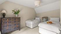This is the twin bedroom on the first floor.