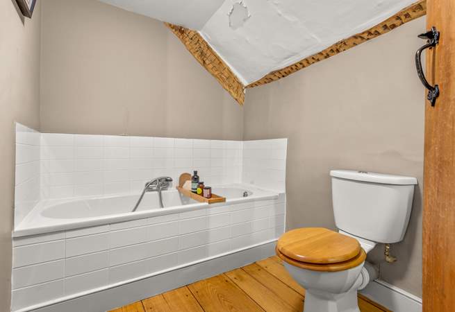 This is the en suite bathroom for the master bedroom.