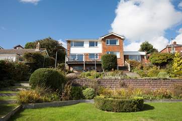 Welcome to St Albans House in Ventnor, have a wonderful stay.