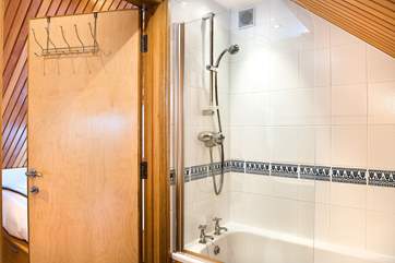 The en suite bathroom for bedroom 1.