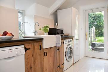 From the kitchen you can step outside to the garden.