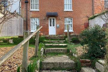Please note there are steps leading up to the property.