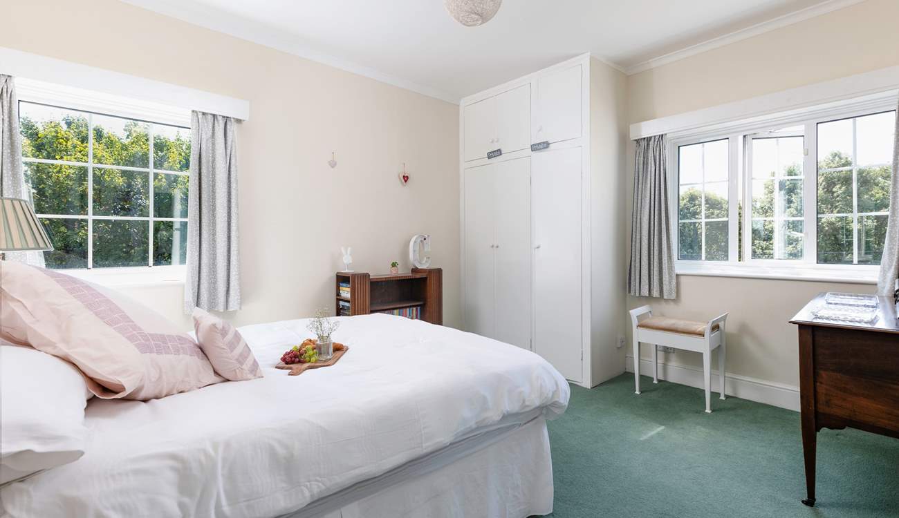 Bedroom 3 with double bed