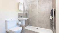 This large walk-in shower is on the ground floor, ideal for sandy children after a day at the beach.