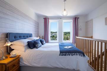 The stairs lead up into the bedroom-area (open to the sitting-room below).