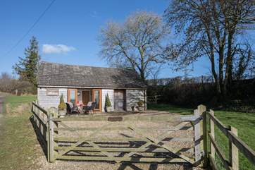 There is plenty of private parking and the enclosed garden is ideal for your dog, who is also welcomed at Cedar Lodge.