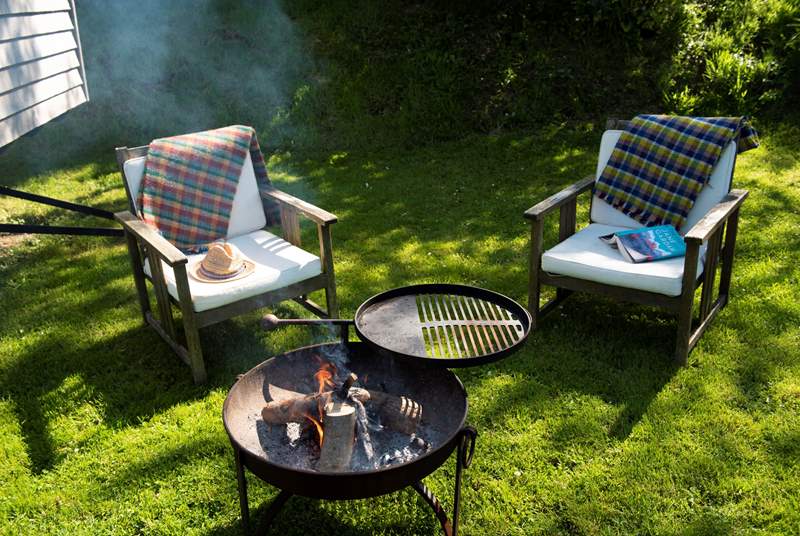 Light the fire-pit and chill out whilst
supper cooks away.