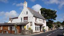The village of Godshill has plenty of lovely pubs, restaurants and cafes to choose from.