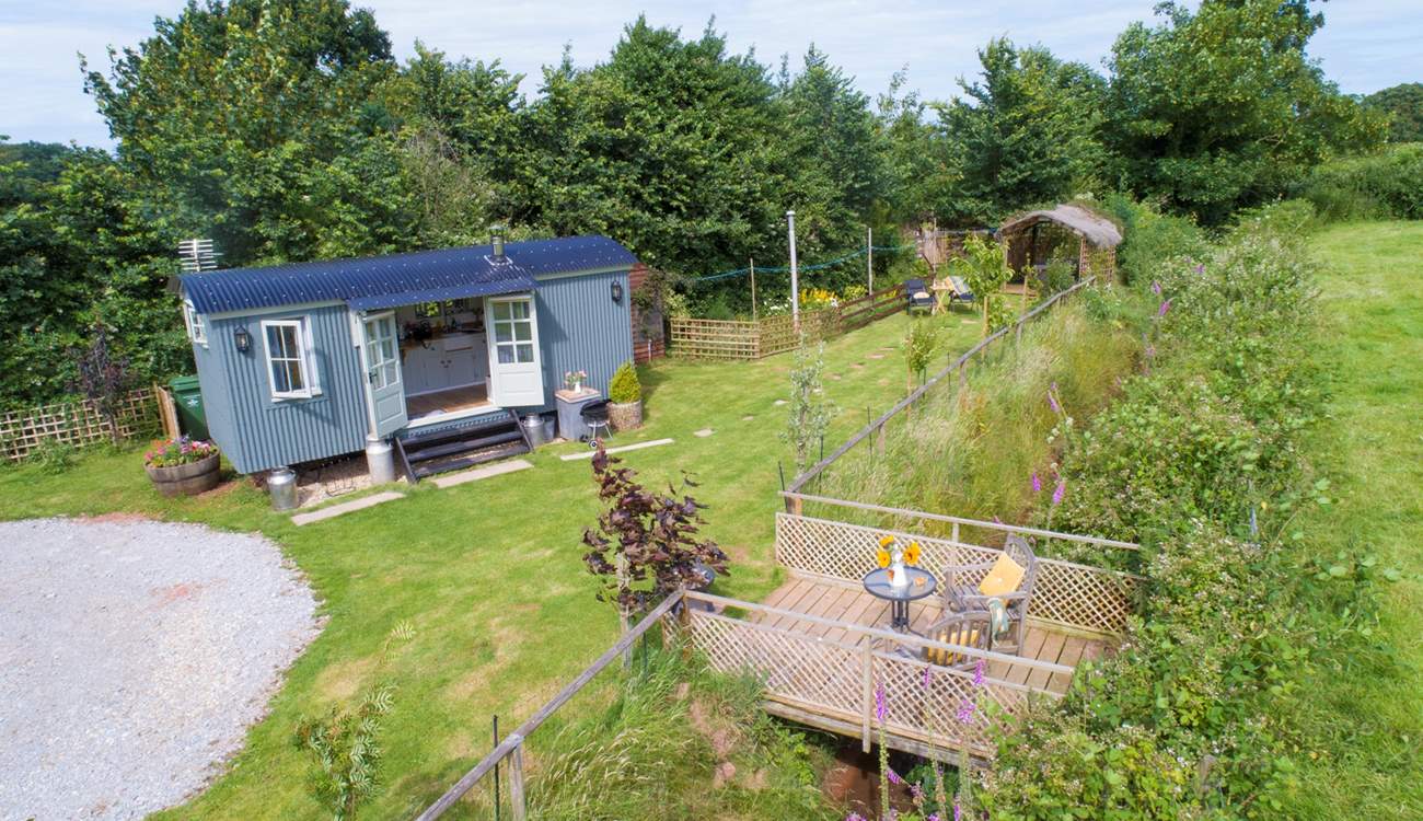 Duck's Puddle is in its own garden setting with a lovely additional seating-area on the bridge over the stream.