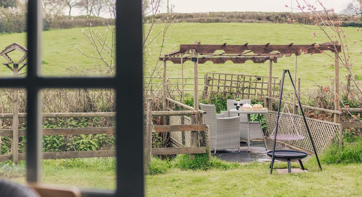 Dine alfresco on the sweet little bridge.