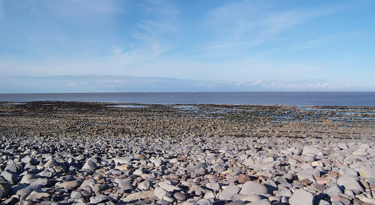 Klive beach is just 20 minutes away, it's an Area of Outstanding Natural Beauty famous for fossils.