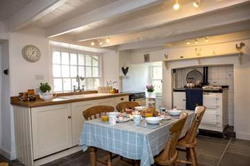 The homely kitchen/breakfast-room.