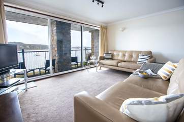 Take a moment to stop and relax, with views as if you were on the sea it is a tranquil spot.