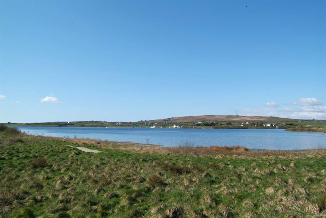 Stithians Lake is near by with many activities and a waterside pub.