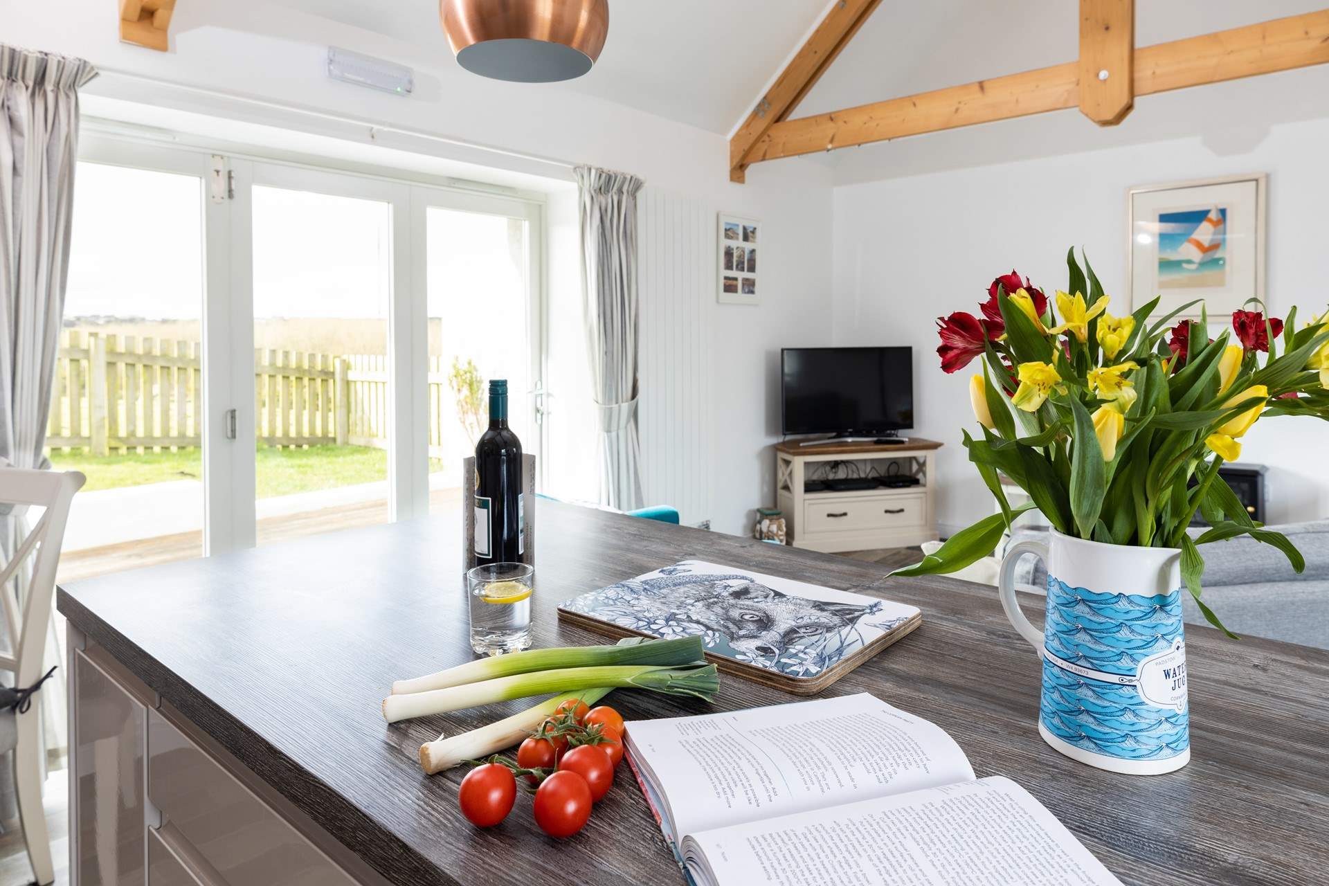 Shop at roadside stalls and farm shops for the freshest of Cornish produce.